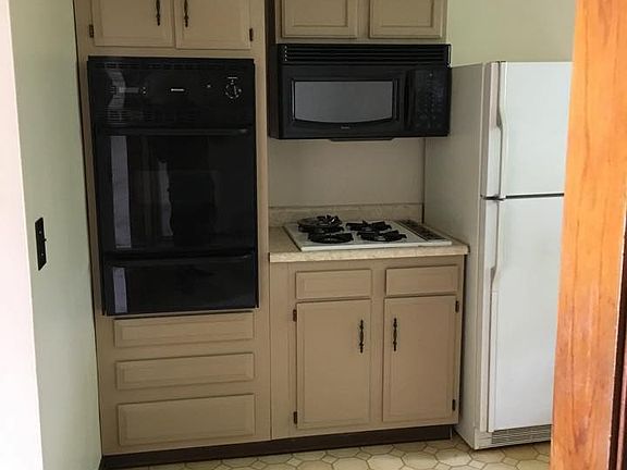 5th image of 12431 Larimer Ave