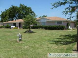 5855 Lamar Rd, Paris, TX 75462