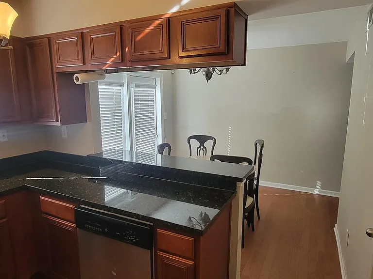 6940 Roswell Rd #2B — Photo 3