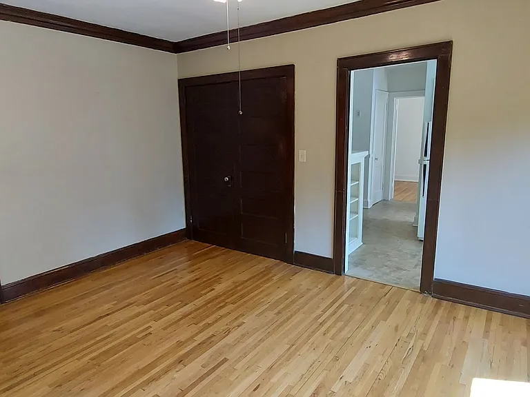 451 Fairview Ave N — Photo 5