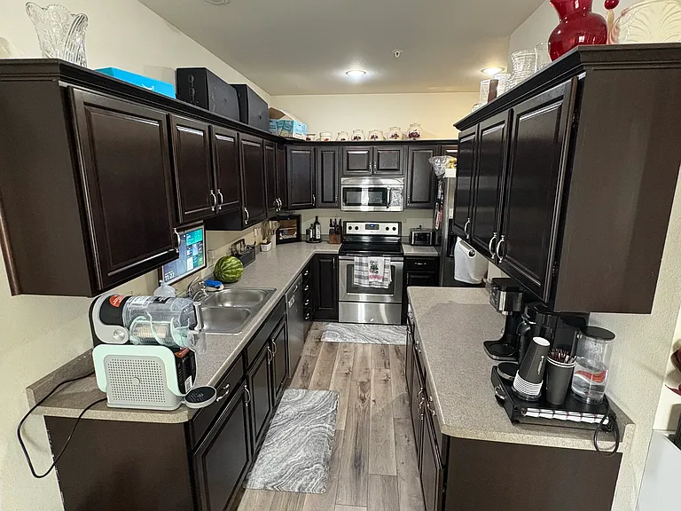 1280 N Pine St #1280 — Photo 1