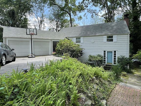 Exterior Front with driveway.