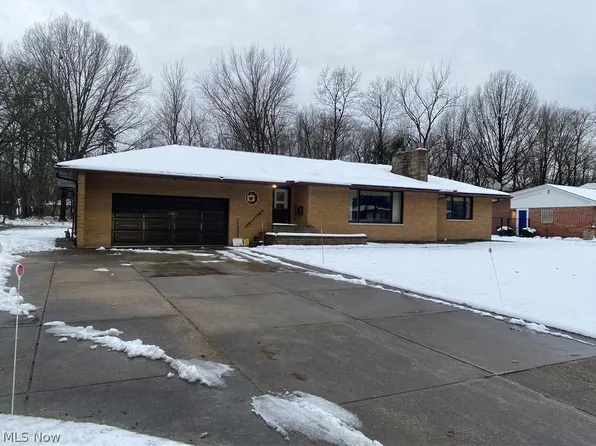 13915 E Bagley Rd, Cleveland, OH 44130