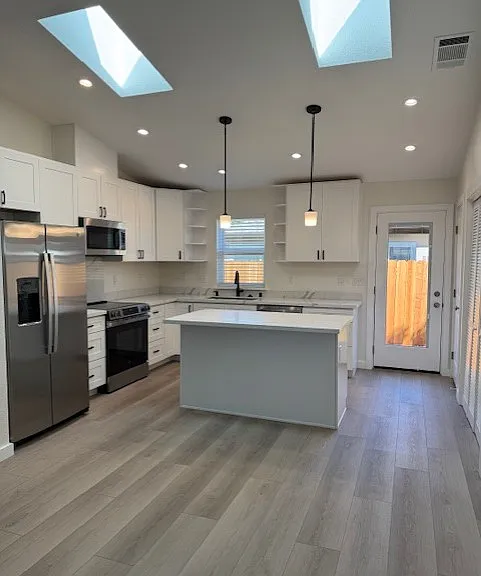 1637 D Street Aly — Photo 2