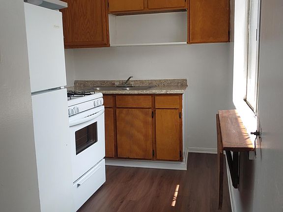 2nd image of 1817 Bellevue Ave #1819-1/2
