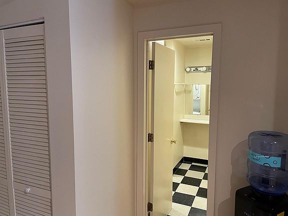 5th image of 1440 N Paulina St Unit 1