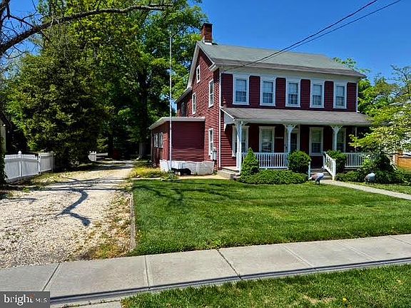 2nd image of 23 N Main St