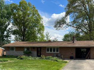 889 Hawthorne Dr, Cincinnati, OH 45245