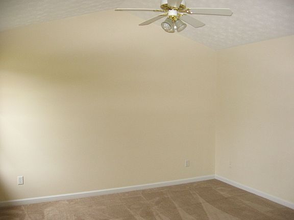 3rd image of 3292 Haverhill Ct SE