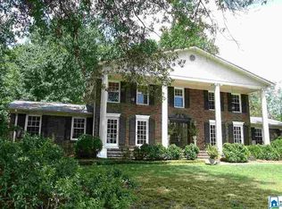 1286 Branchwater Ln, Vestavia, AL 35216