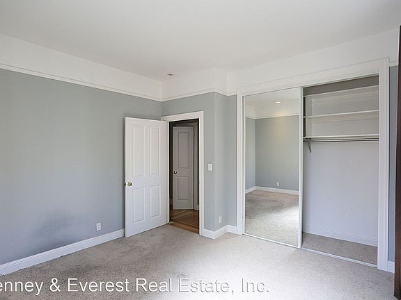4th image of 2748 Gough St #2