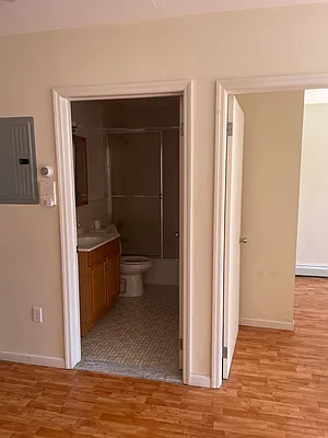 Rented by Voro, LLC | media 3