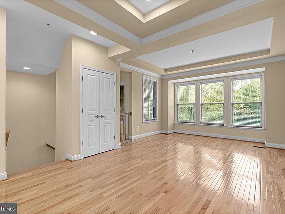4th image of 809 Gamber Ct #2