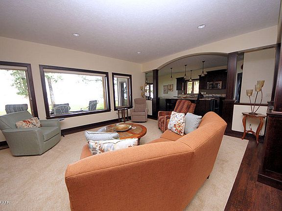 5th image of 3410 Darling Dr NW