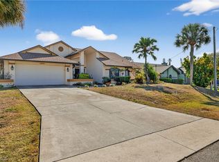 1631 SW 15th Ave, Cape Coral, FL 33991