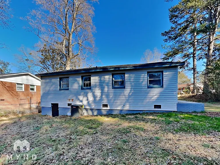 303 Alda Dr — Photo 21