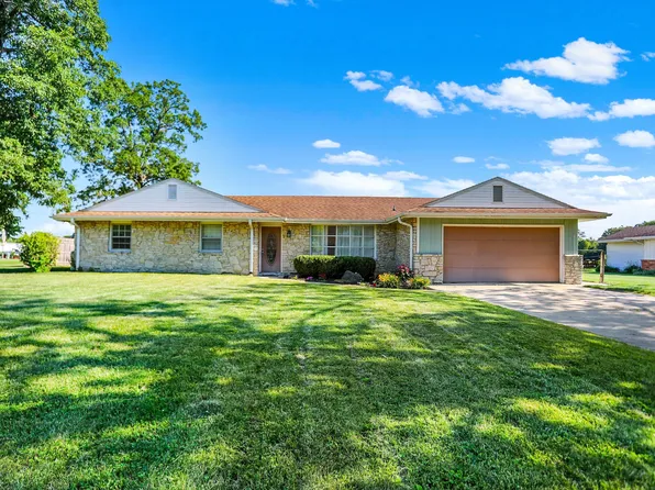 6300 W Harper Dr, Yorktown, IN 47396