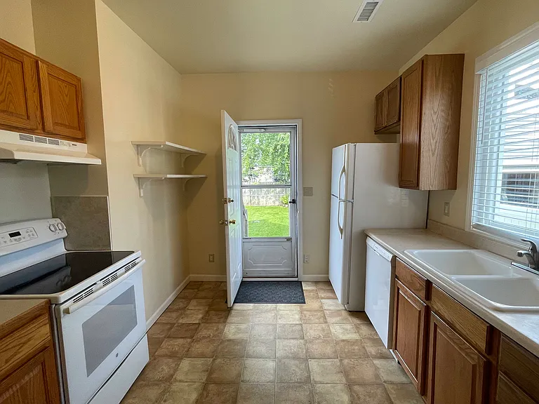 3048 Kipling Ave — Photo 14