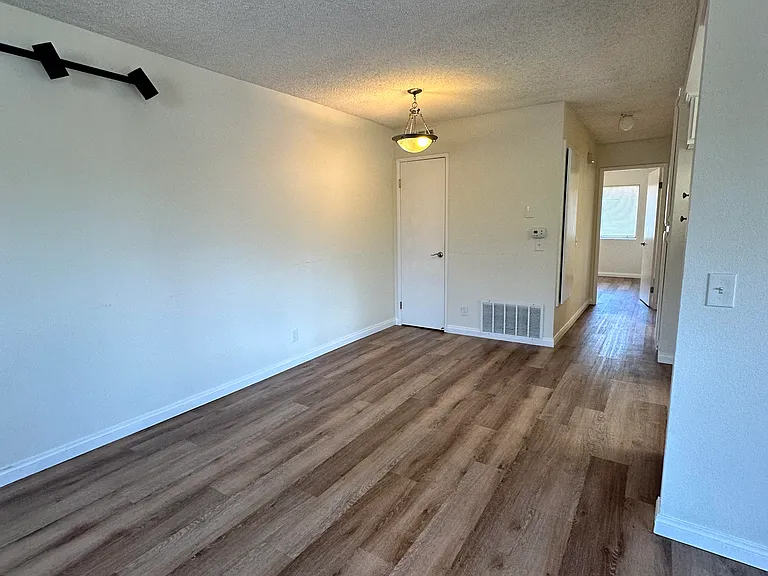 1123 W Sierra Madre Ave #4 — Photo 5