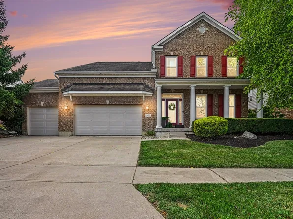 1601 Little Falls Dr, Centerville, OH 45458