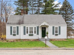 29 Lake Ave, Templeton, MA 01468
