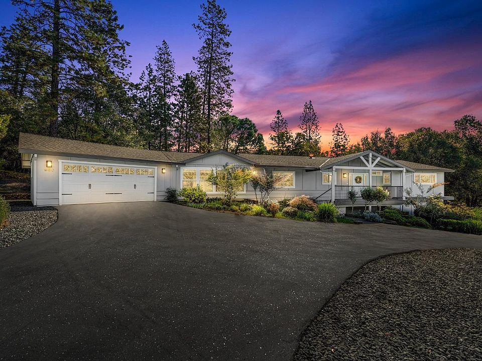 1st image of 980 Meadow Oaks Dr