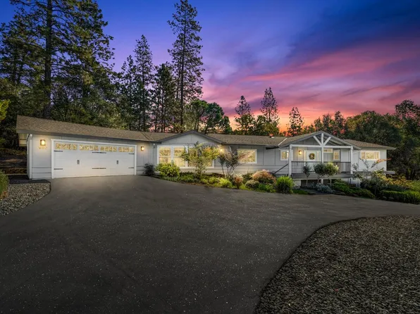 980 Meadow Oaks Dr, Auburn, CA 95602