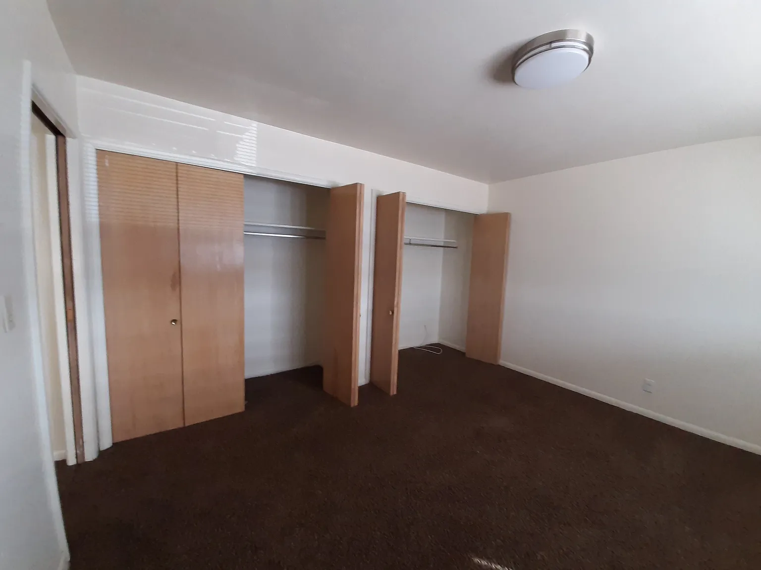 2 bed, 900 sqft, $900 — Photo 3