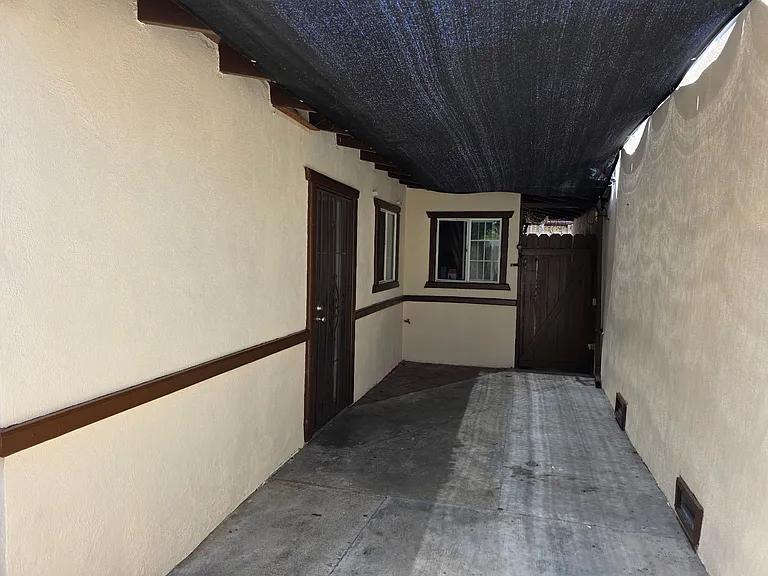 938 S Gilbuck Dr #E — Photo 16