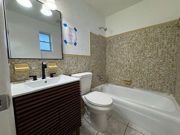 3rd image of 6101 Pierce St APT 6