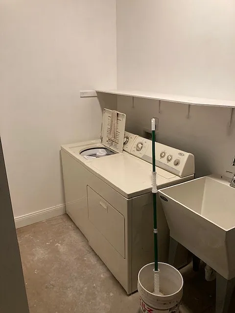 3 bed, 1100 sqft, $2,100 — Photo 2