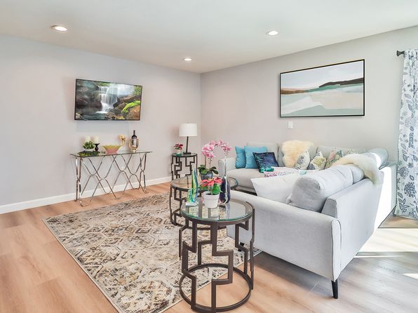 (undisclosed Address)