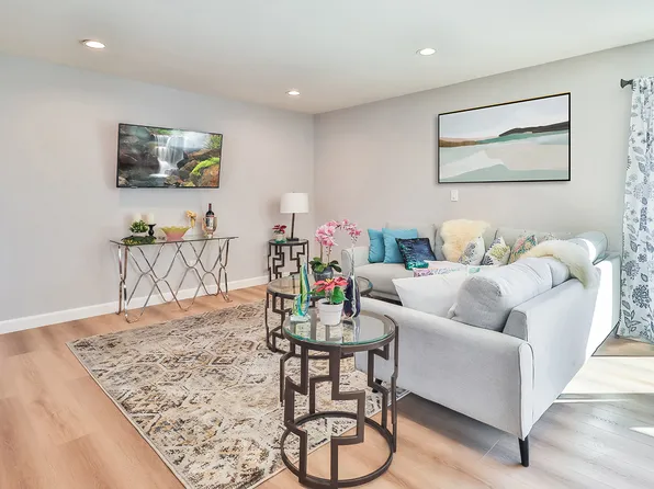 (undisclosed Address), Winnetka, CA 91306