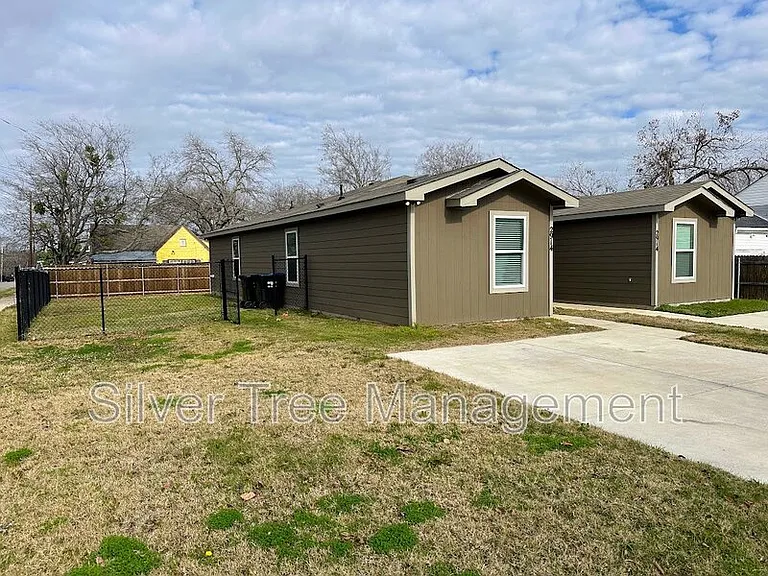 2914 Jones St #A — Photo 2