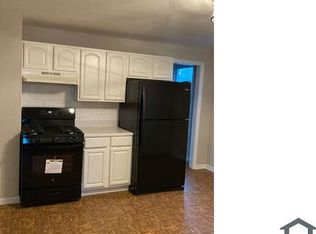 235 Deacon St, Bridgeport, CT 06607