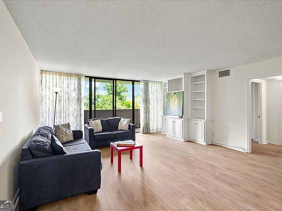 4th image of 3530 Piedmont Rd NE APT 7K