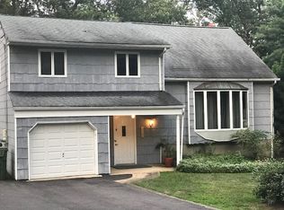 9 Rutland Pl, Eatontown, NJ 07724