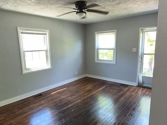 4th image of 2505 Redwood Ave