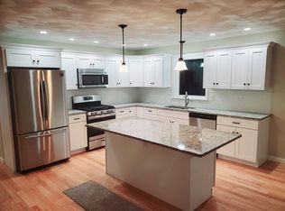 14 Humes St, Webster, MA 01570