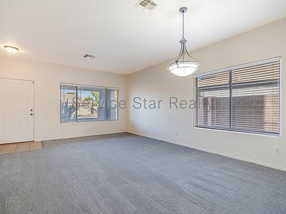 4th image of 3616 S Arroyo Ln