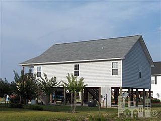 3rd image of 606 Ocracoke Dr