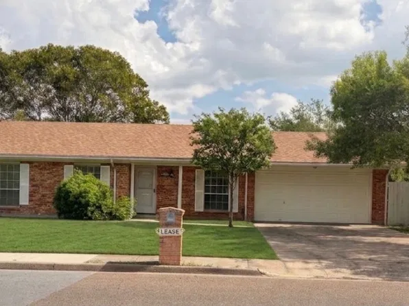 618 Land O Lakes Dr, Brownsville, TX 78521