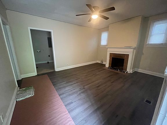 Living Rm with Fireplace