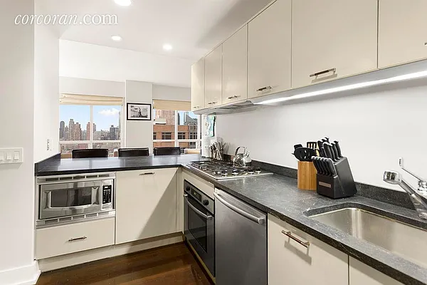 Rented by Corcoran | media 47