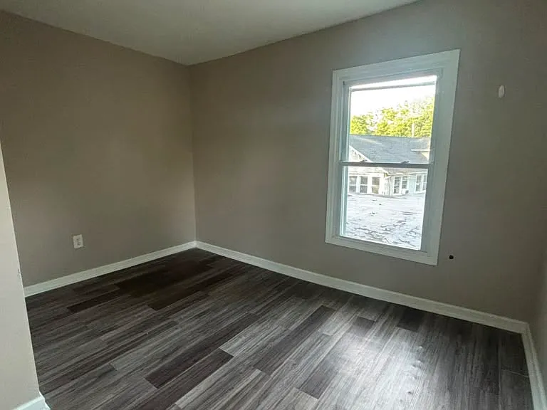614 Pine St #3 — Photo 4