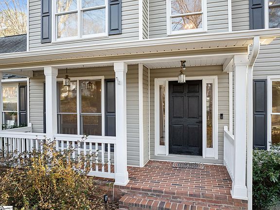 4th image of 335 Tracy Ln