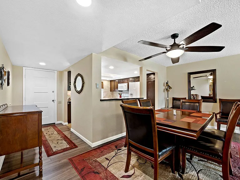 283 Leisure World — Photo 10