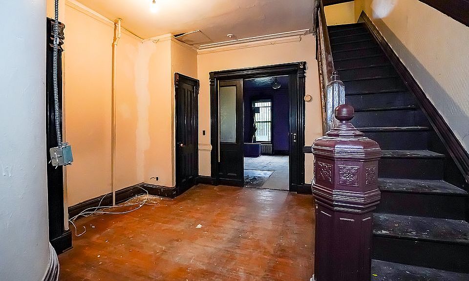 1st image of 234 W 132nd St