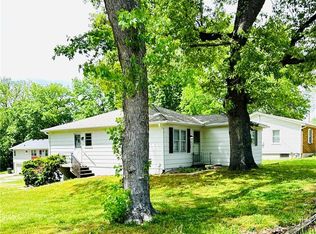 1804 Garland St, Leavenworth, KS 66048