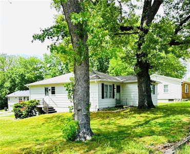 1804 Garland St, Leavenworth, KS, 66048